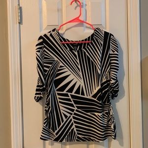 Alfani Black/White Patterns with Ruched Sleeves & Sides
